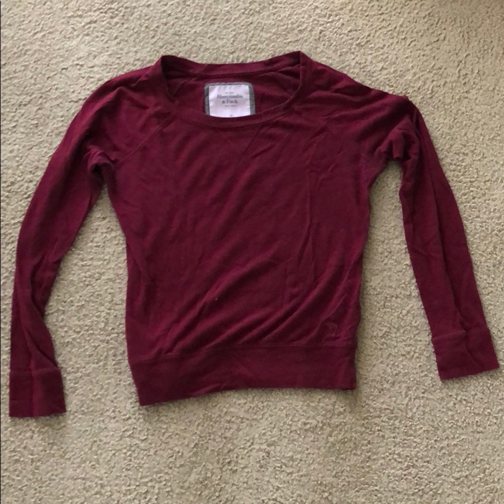 Abercrombie and Fitch maroon long-sleeved shirt